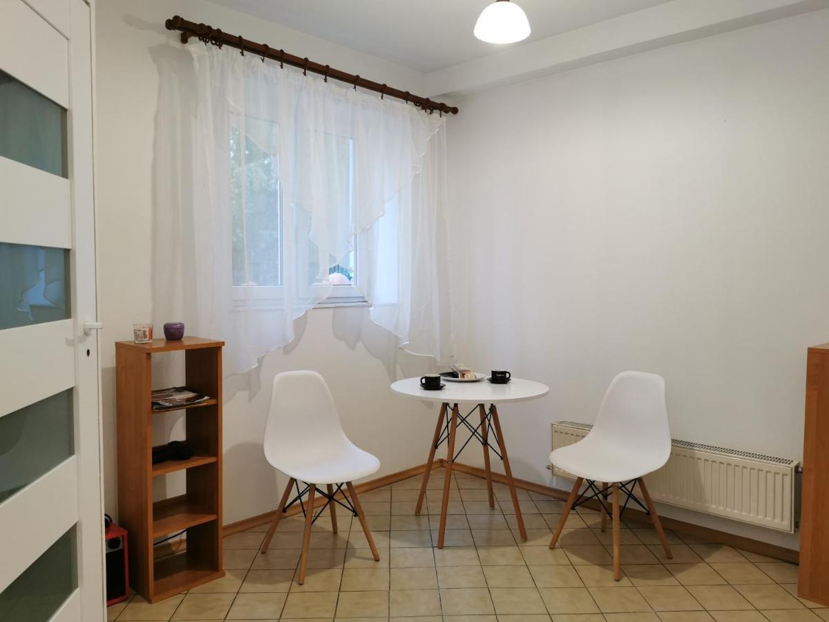 White Apartment Jablonna  Bagian luar foto