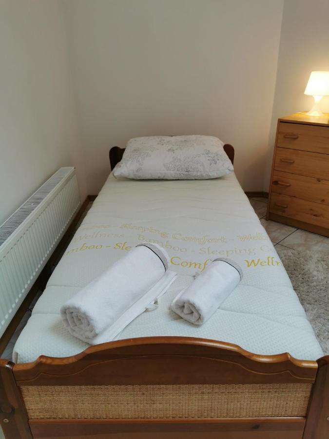 White Apartment Jablonna  Bagian luar foto